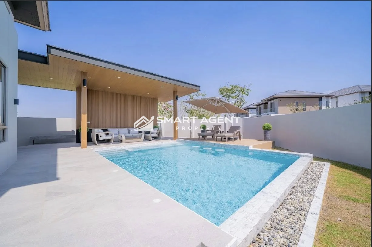Pool Villa Horizon by Patta