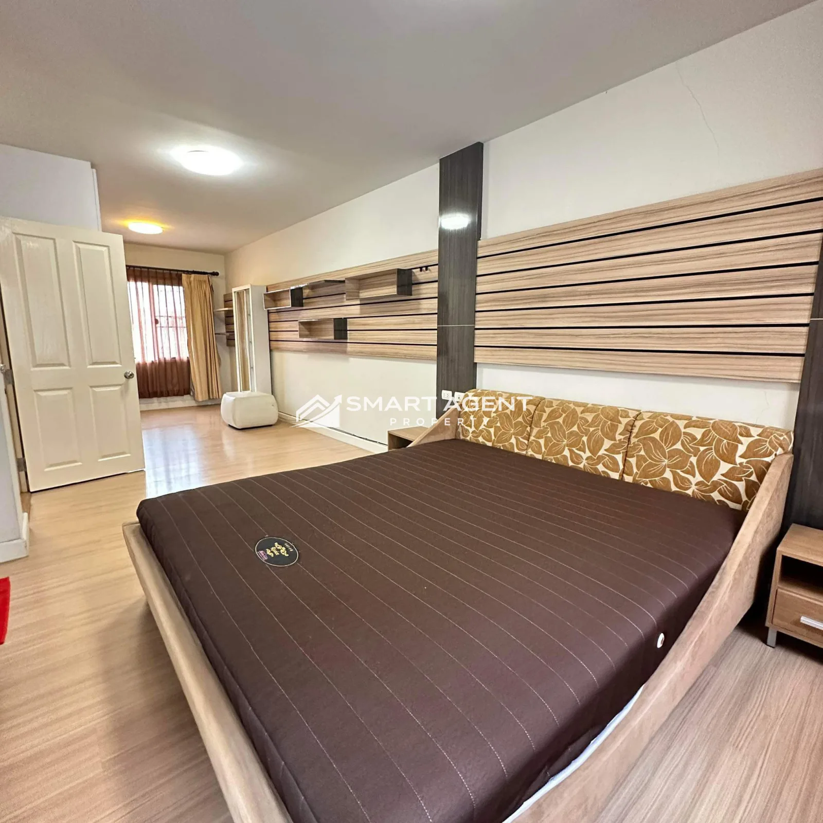 ทาวน์โฮม 3 ชั้น ขนาด 20 ตร.วา พื้นที่ใช้สอย 300 ตร.ม. หมู่บ้านทาวน์พลัส เกษตรนวมินทร์ - 17