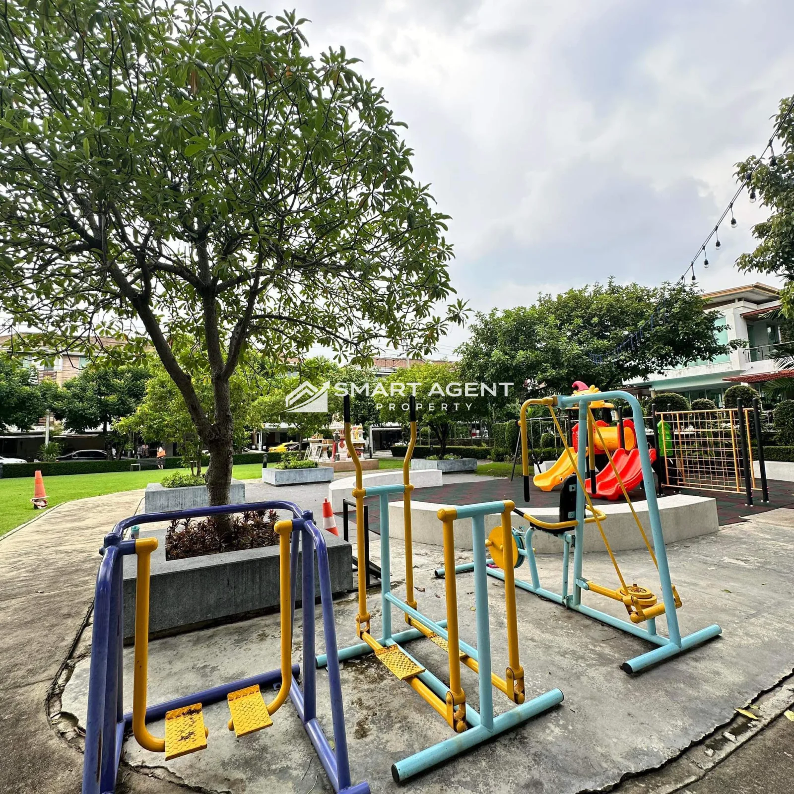 ทาวน์โฮม 3 ชั้น ขนาด 20 ตร.วา พื้นที่ใช้สอย 300 ตร.ม. หมู่บ้านทาวน์พลัส เกษตรนวมินทร์ - 18