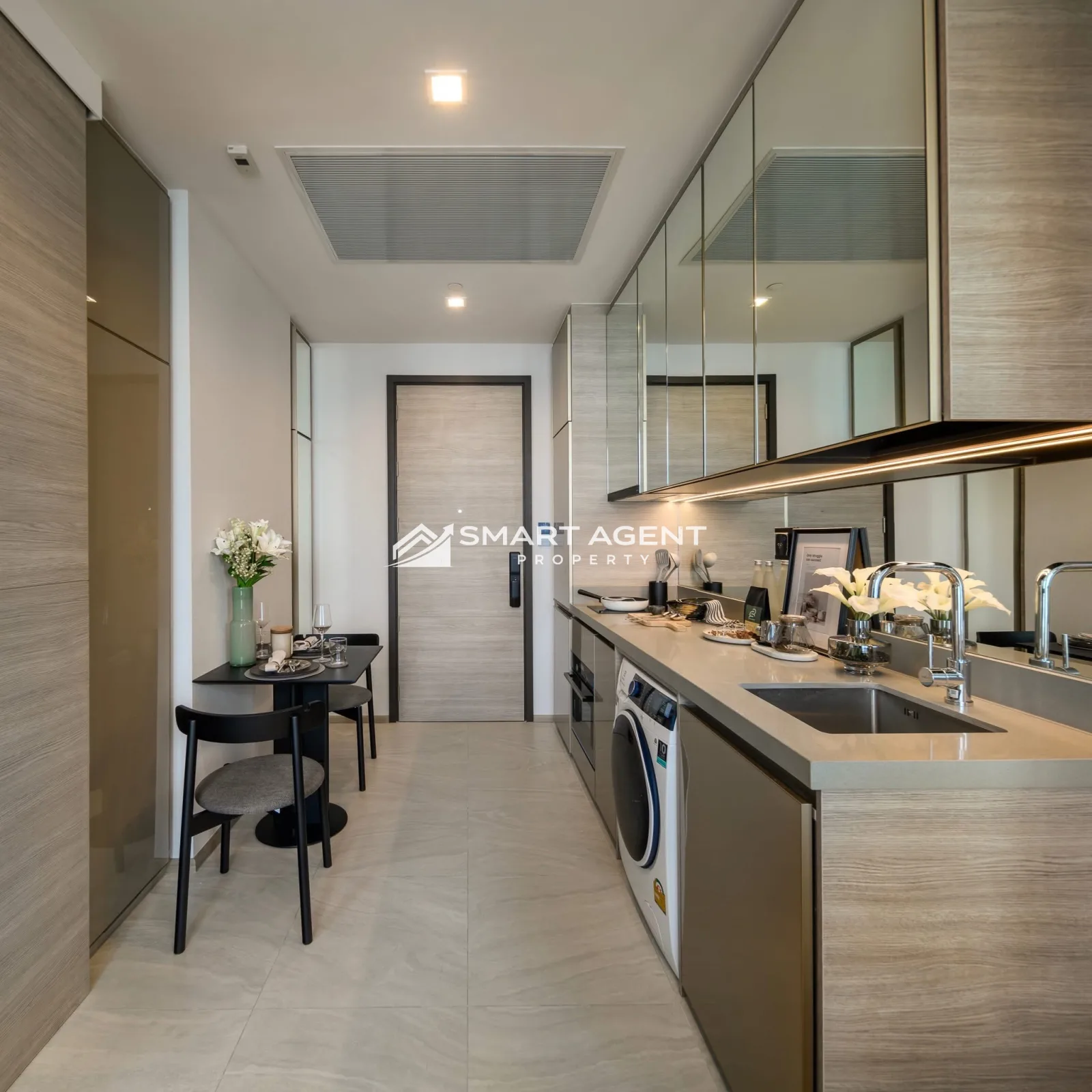Condo The Crest Park Residences (ใจกลางห้าแยกลาดพราว) - 10